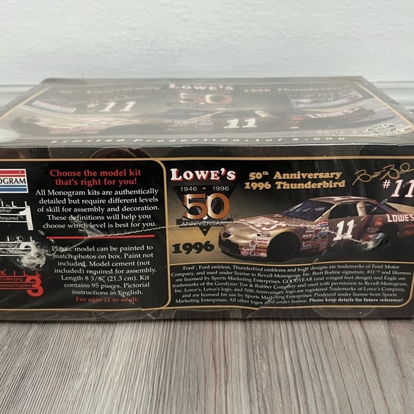 Lowe's 50th Anniversary 1996 Thunderbird Model # 11 Brett Bodine Factory Sealed - Picture 3 of 7